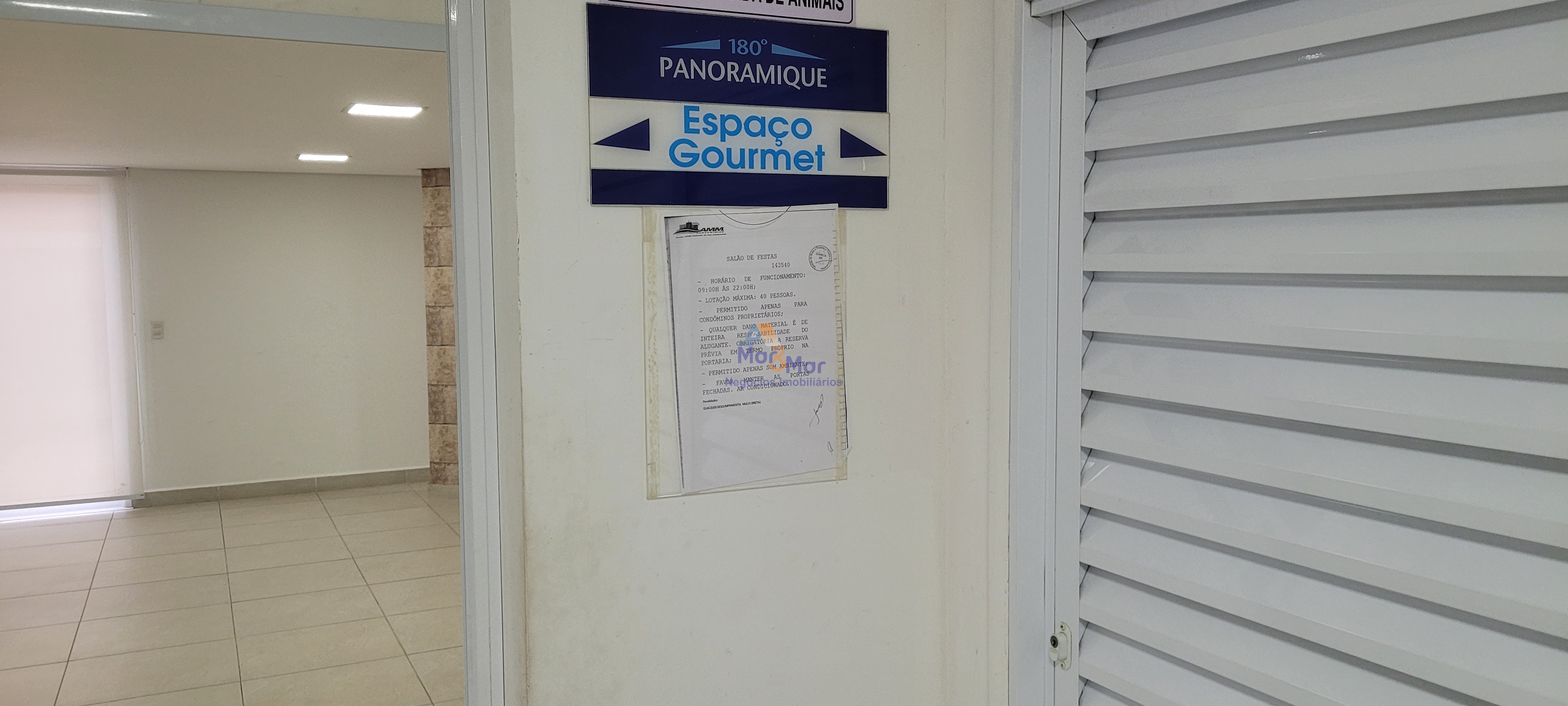 Apartamento na Praia da Enseada, Guarujá - SP