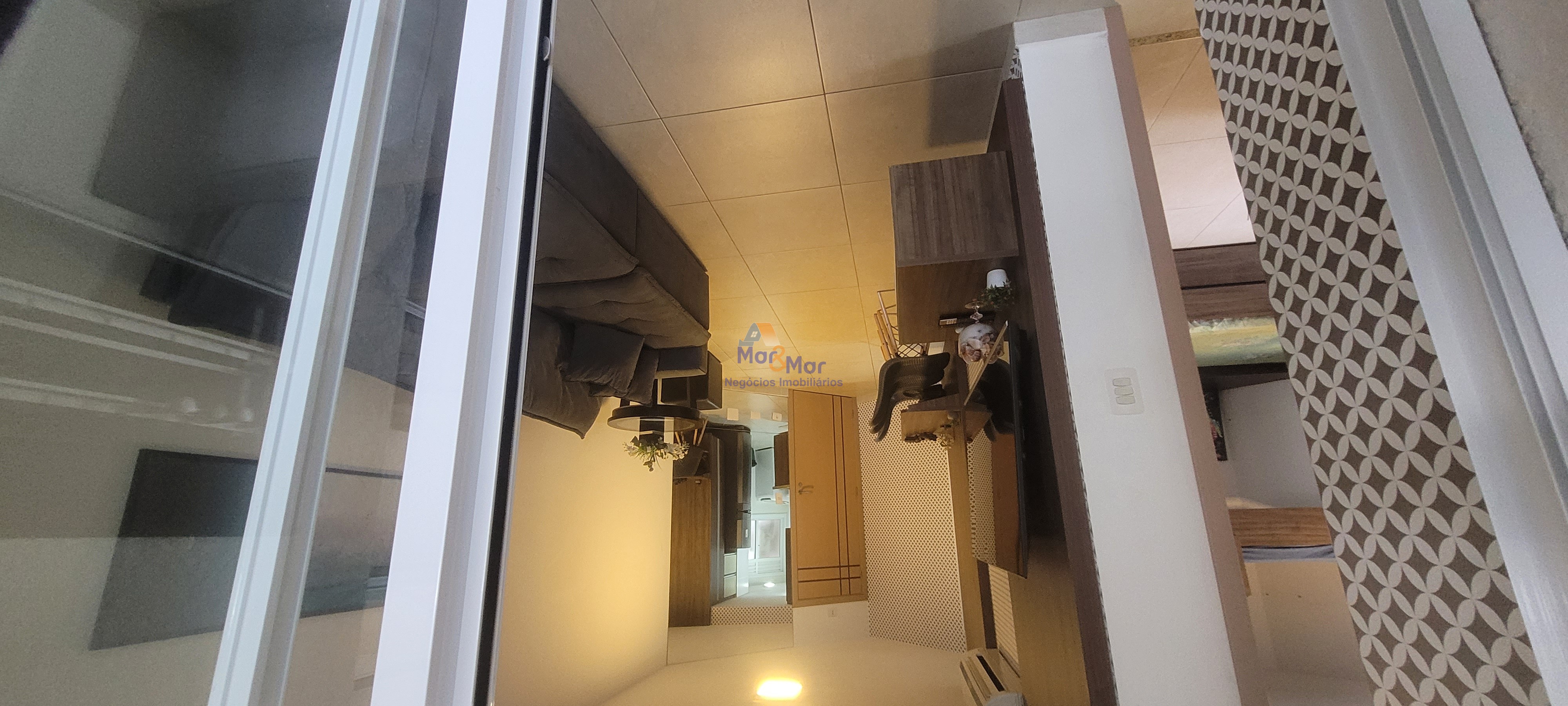 Apartamento na Praia da Enseada, Guarujá - SP