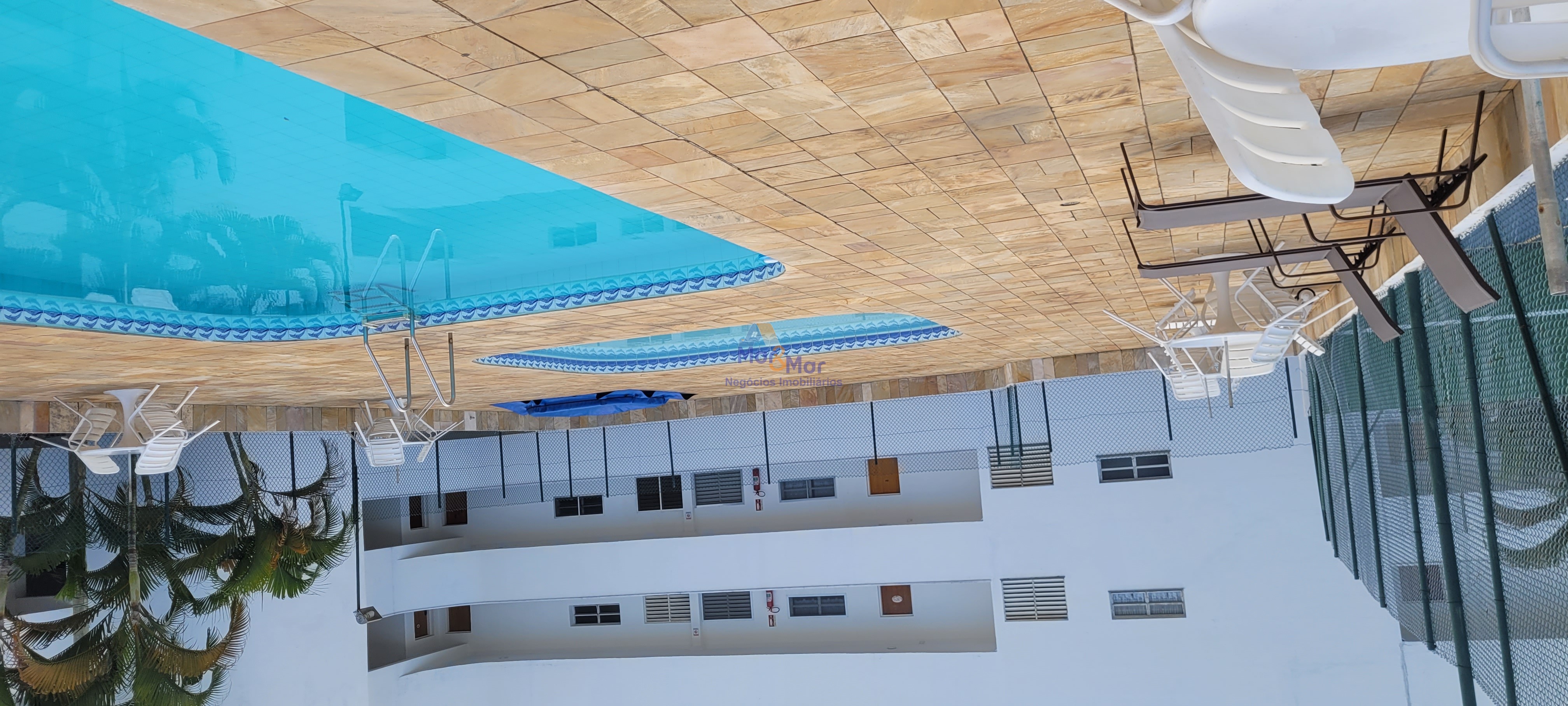 Apartamento à Venda na Praia da Enseada!