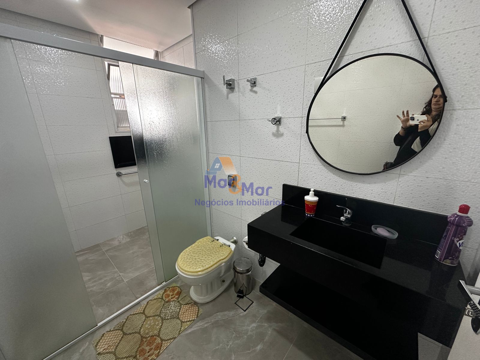 Apartamento Frente ao Mar nas Pitangueiras, Guarujá - SP