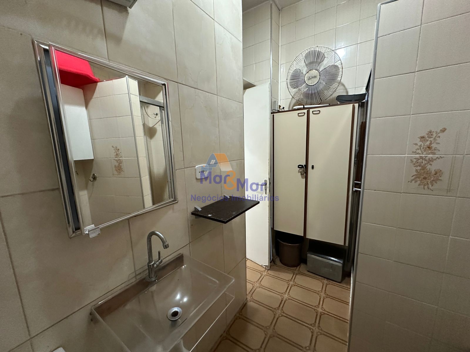 Apartamento na Praia das Astúrias, Guarujá - SP